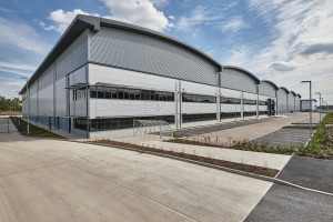 HelloFresh moves into 237,000 sq ft Banbury site