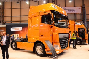 Heavy-duty trucks to hit CV show once again