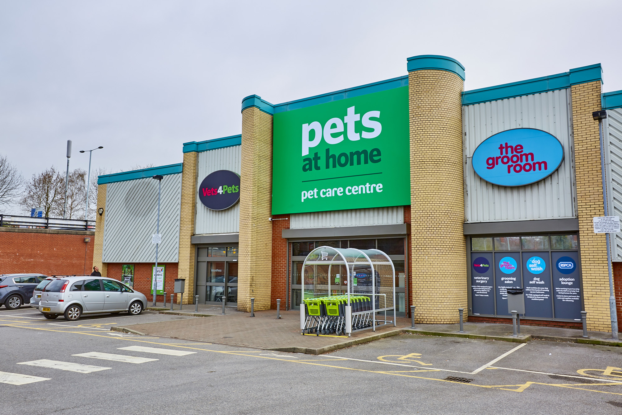 Pets At Home renews its partnership with Microlise with multi-year