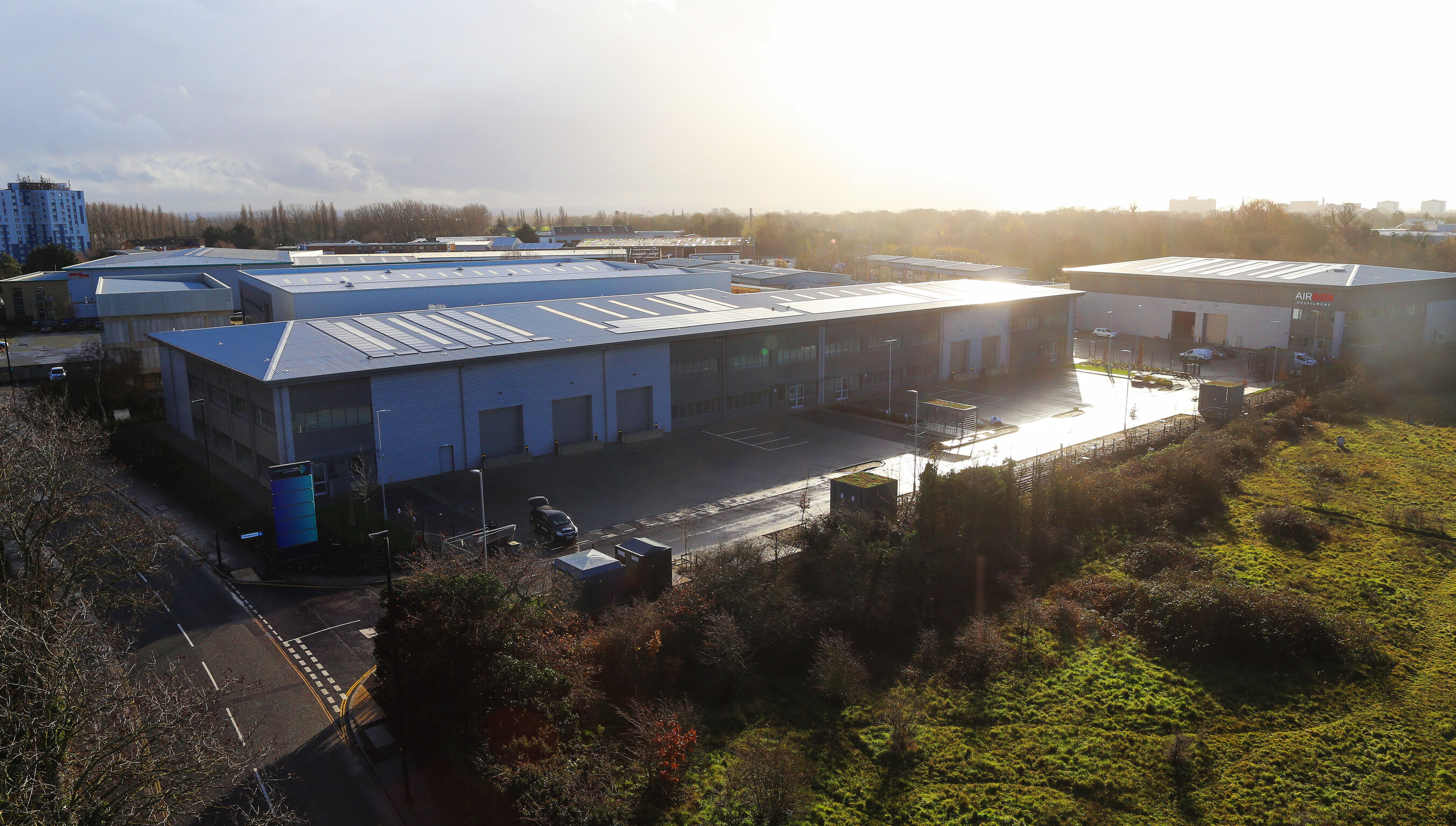Fashion 3PL snaps up carbon neutral warehouse - Vimarsana News