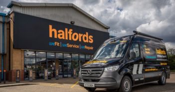 Halfords implements Descartes’ last-mile delivery solution