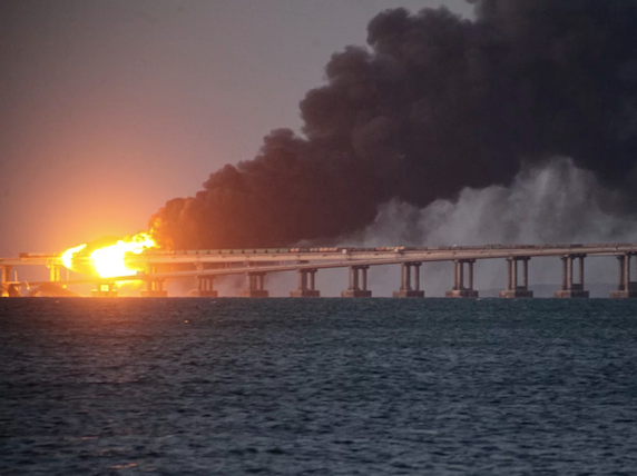 Kremlin is under scrutiny over Crimea Bridge explosion - Vimarsana News