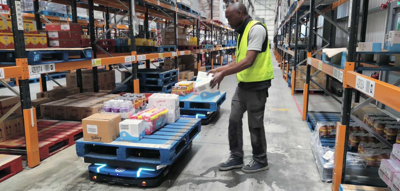 iFollow claims AMRs are helping retailers cope with peaks in demand - Vimarsana News