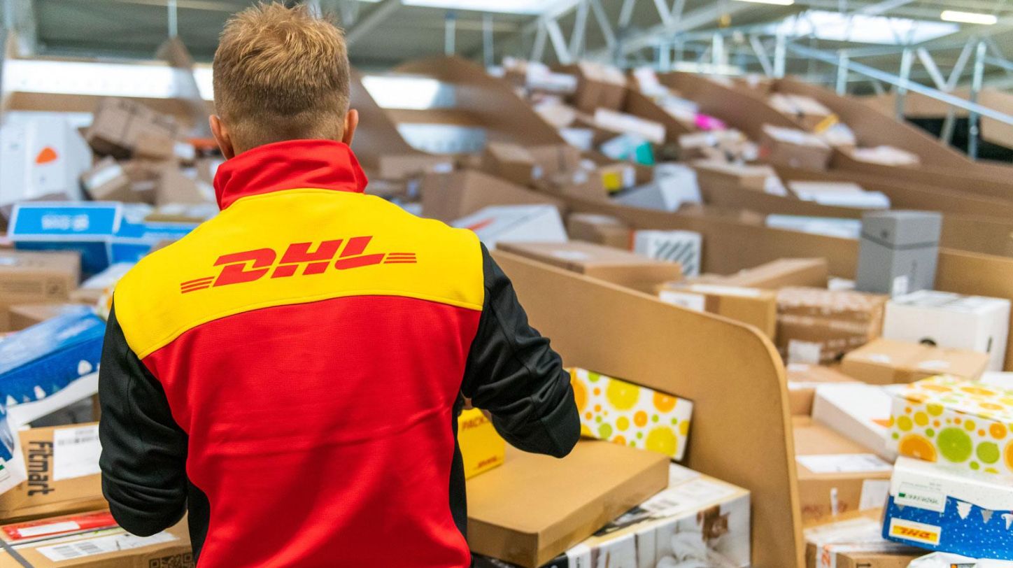DHL sorts record number of parcels in Germany
