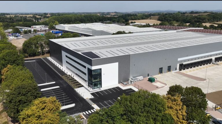 AKW and Uniserve to share 170,000ft² Droitwich 170 facility Droitwich 170