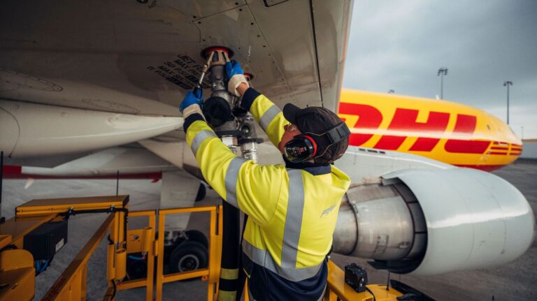 DHL Express signs offtake agreement with SAF One