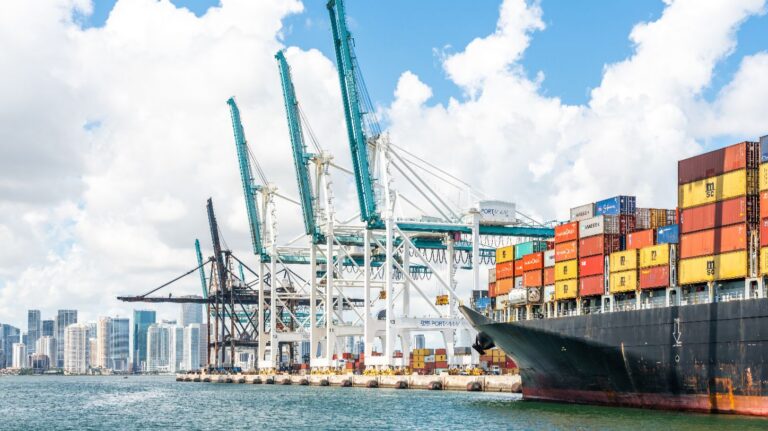 US partnership advances AI-driven port logistics