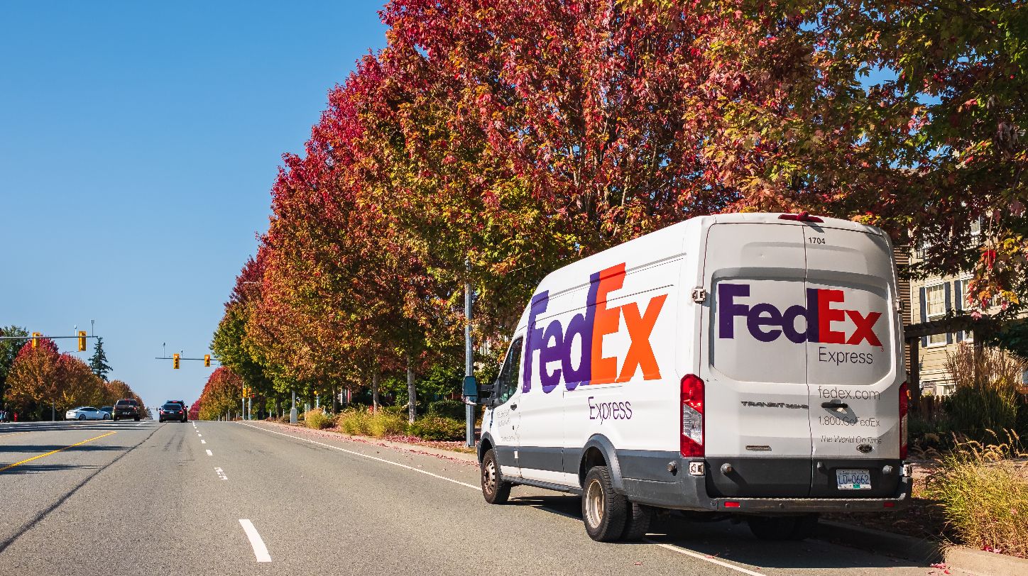 FedEx focuses US freight division on LTL